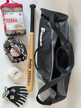 Teeball Set: Franklin Bat Bag, Wilson 9” Mit Baseball Glove, Softstrike Balls.